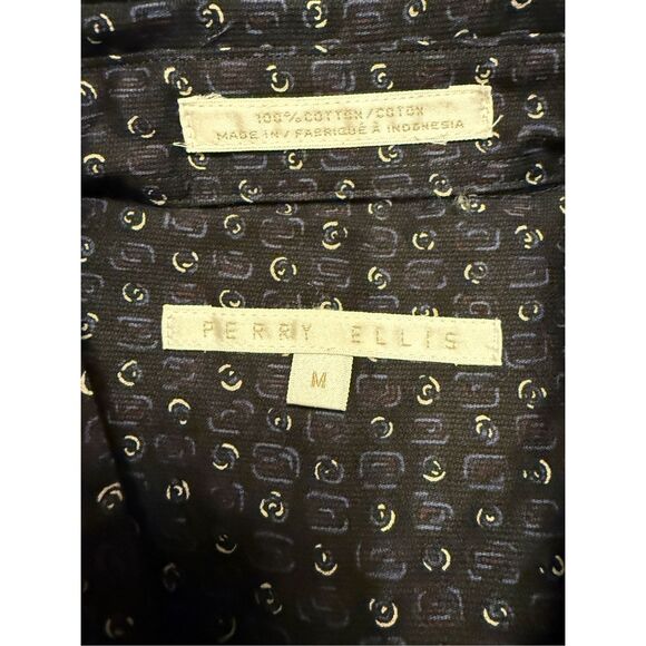 New!  Perry Ellis Men’s Button Front Casual Shirt Sz. M Navy Blue Geometric Prin - Picture 7 of 12